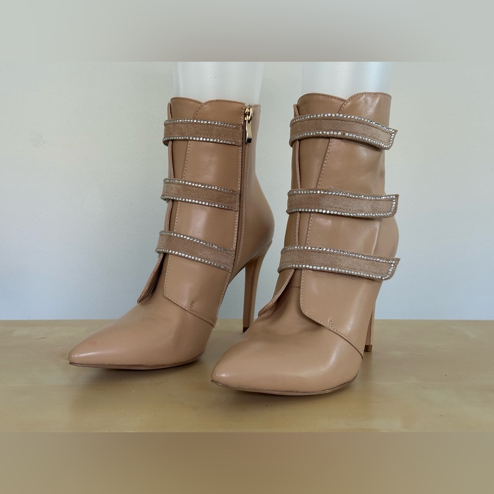 Manne Beige Faux Leather Heel Boots Women's Size 9